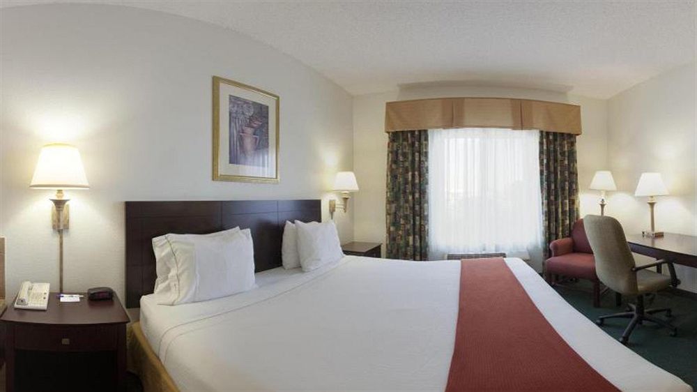 เบสต์ เวสเทิร์น พลัส ลิเบอรัล โฮเต็ล แอนด์ สวีท Hotel ภายนอก รูปภาพ
